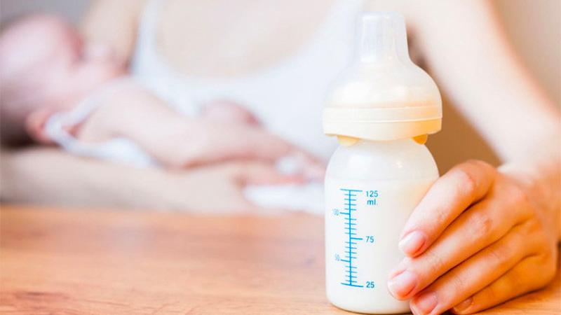 Khám phá những công dụng tuyệt vời của sữa mẹ trong làm đẹp mà bạn chưa từng biết đến