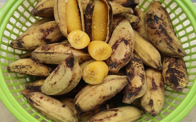 Cách luộc chuối sáp dẻo mềm, thơm ngọt tuyệt vời