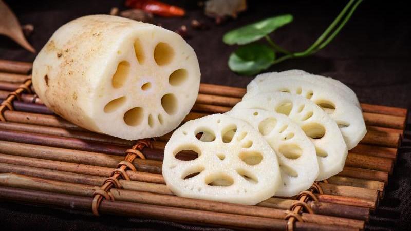 Khám phá 5 lợi ích tuyệt vời của củ sen đối với sức khỏe của trẻ nhỏ