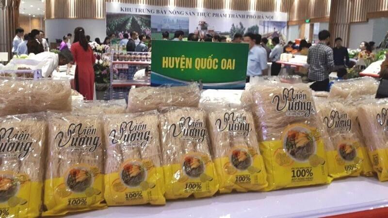 Miến Vương – món ăn quen thuộc nhưng lại đầy sự khác biệt, được nhiều chị em nội trợ tin tưởng lựa chọn. Vậy điều gì đã tạo nên sức hút đặc biệt của sản phẩm này?