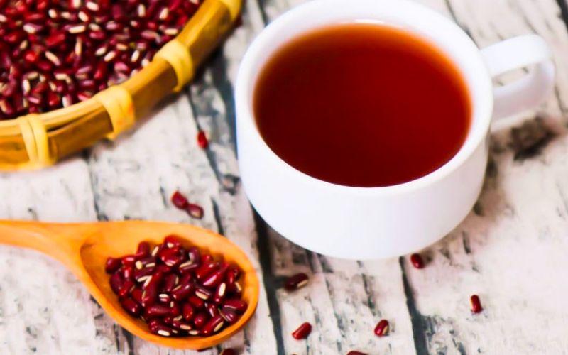 Sữa mẹ dồi dào, ngọt ngào và thơm lừng nhờ công thức nấu nước đậu đỏ lợi sữa đặc biệt.