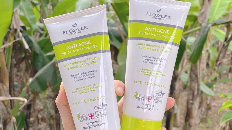 Khám phá chi tiết về sữa rửa mặt Floslek Anti Acne Face Cleansing, một sản phẩm nổi bật giúp giải quyết các vấn đề về mụn và dầu thừa trên da.