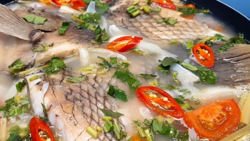 Khám phá ngay cách làm lẩu cá tai tượng nấu mẻ với hương vị chua chua cay cay độc đáo, tạo nên món ăn hấp dẫn khó cưỡng.