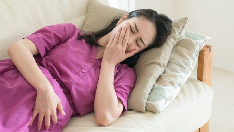 Tại sao một số bà mẹ mang thai lại không nghén, liệu điều này có thể ảnh hưởng đến sức khỏe của mẹ và bé không?