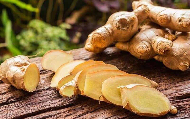 Chỉ cần xoa gừng lên lòng bàn chân, cơ thể bạn sẽ nhận ngay những tác dụng bất ngờ.