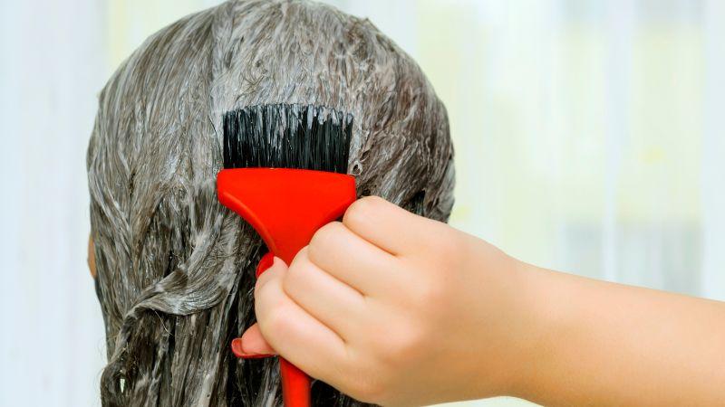 Những lưu ý quan trọng về các sai lầm thường gặp khi tự nhuộm tóc tại nhà mà các bạn gái cần biết