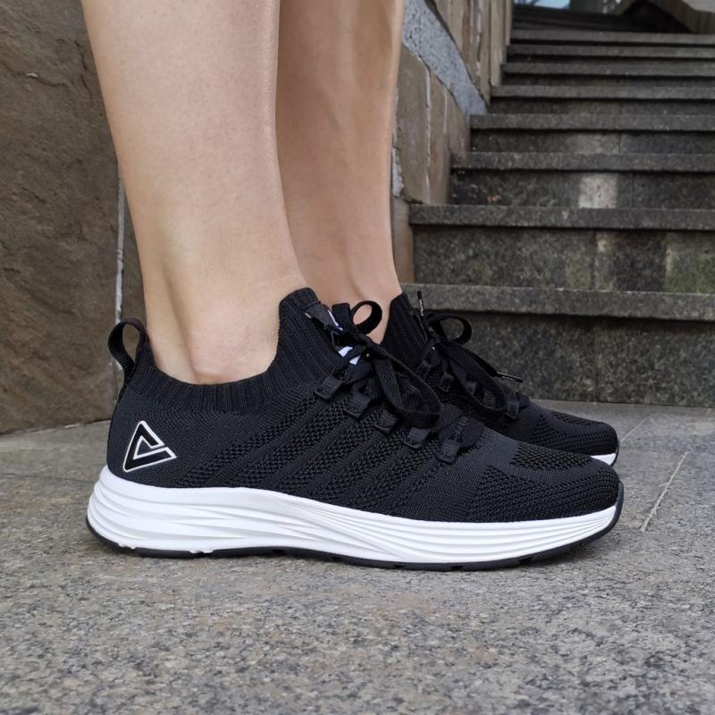 Top 8 mẫu giày sneaker nam chính hãng được yêu thích nhất hiện nay