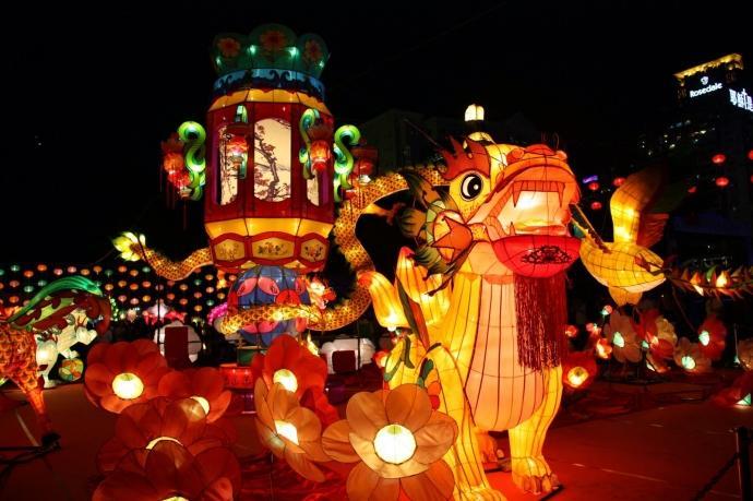 Top 6 bài văn thuyết minh đặc sắc về Tết Trung Thu