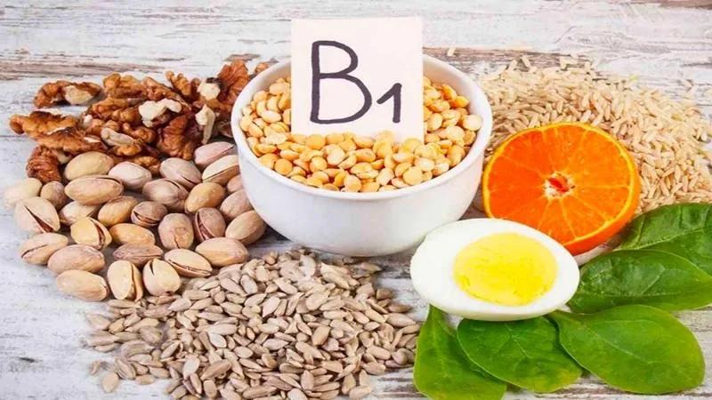 Vitamin B1 là một dưỡng chất quan trọng, được biết đến với tên gọi Thiamin, mang lại nhiều lợi ích cho sức khỏe như cải thiện trí nhớ và bảo vệ tim mạch.