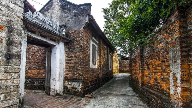 Làng Cổ Đường Lâm - Viên Ngọc Cổ Kính Bị Quên Lãng Nơi Rìa Hà Nội