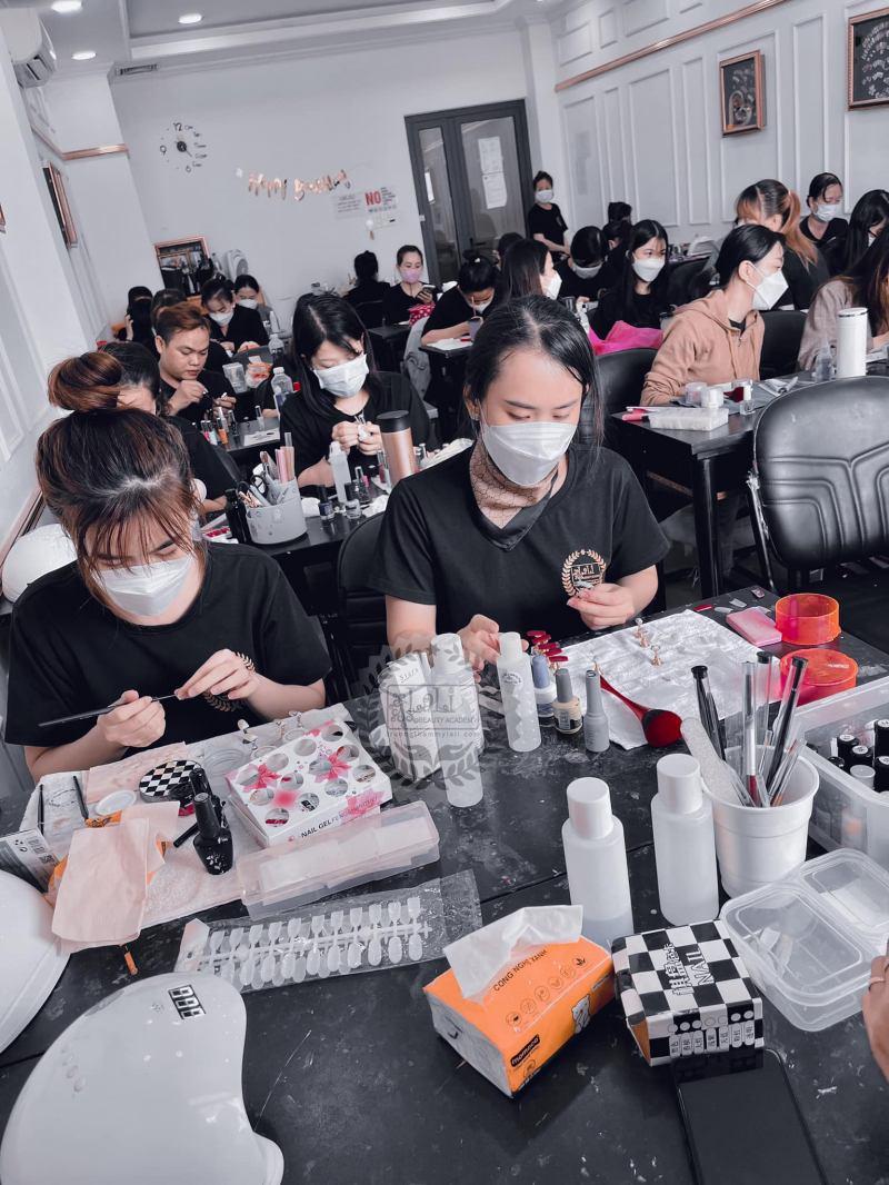Top 8 địa chỉ dạy nghề nail uy tín tại quận Tân Bình, TP. HCM