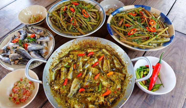 Công thức cá chốt kho sả nghệ đẹp mắt khiến cả nhà không ngừng khen ngợi