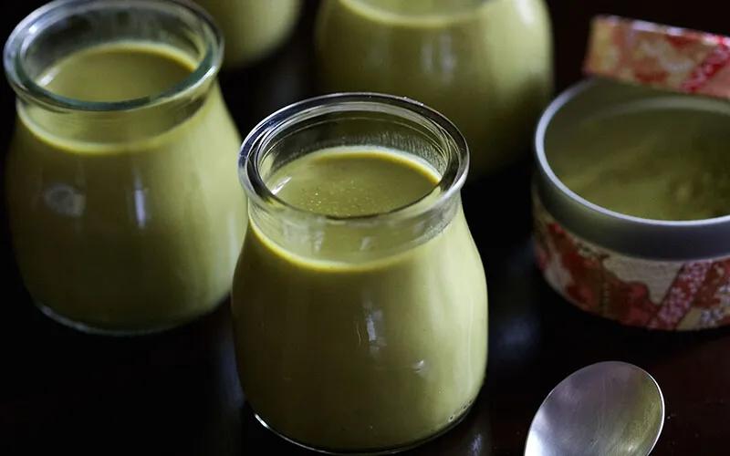 Tự tay làm panna cotta trà xanh béo ngậy, thơm lừng – món tráng miệng chuẩn vị Ý ngay tại gian bếp nhà bạn
