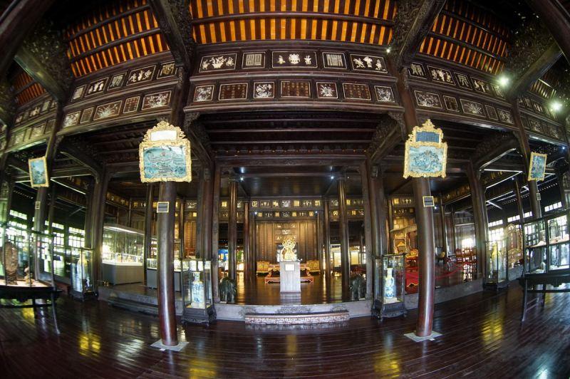 Top 13 Điểm Đến Hấp Dẫn Tại Huế Không Thể Bỏ Qua