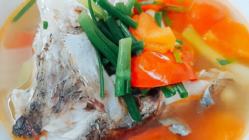 Cách kho cá chẽm với cà chua đậm đà hương vị, hấp dẫn mọi thực khách