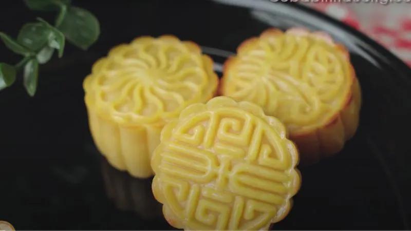 Cách làm bánh Trung thu Lava trứng muối chuẩn vị Hồng Kông