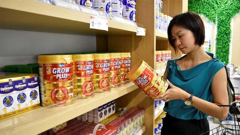 Khám phá tất tần tật về các dòng sữa Grow Plus của Vinamilk và Nutifood, những lựa chọn dinh dưỡng tối ưu cho trẻ em Việt.