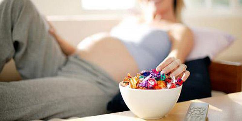 Sai lầm ăn uống khi ốm nghén có thể khiến thai nhi phát triển chậm