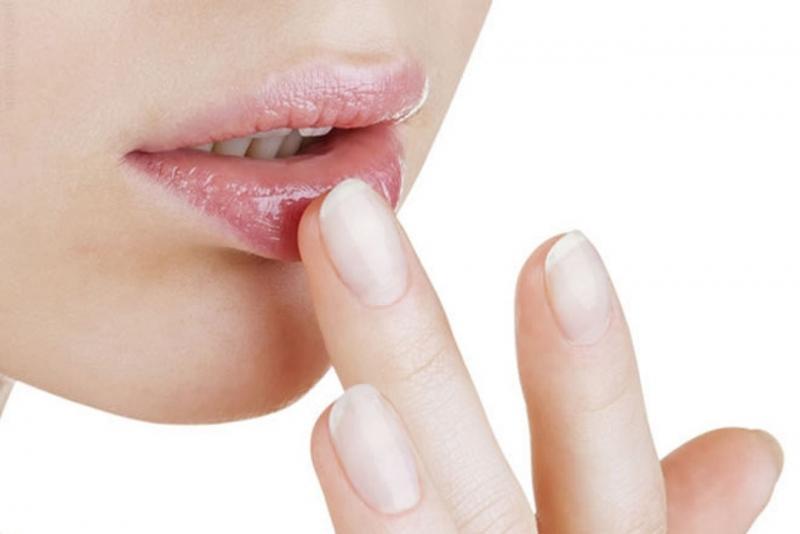 9 Công dụng làm đẹp tuyệt vời từ dầu gấc