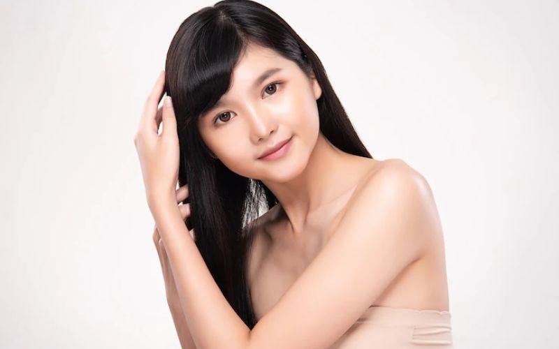 Bí quyết dưỡng tóc mềm mượt với vitamin B5 và những nguyên liệu quen thuộc tại nhà