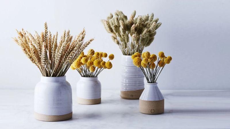 Hơn 20 mẫu hoa khô tinh tế, nổi bật và được yêu thích rộng rãi.