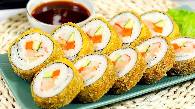 Khám phá cách làm kimbap chiên giòn kiểu Hàn Quốc độc đáo