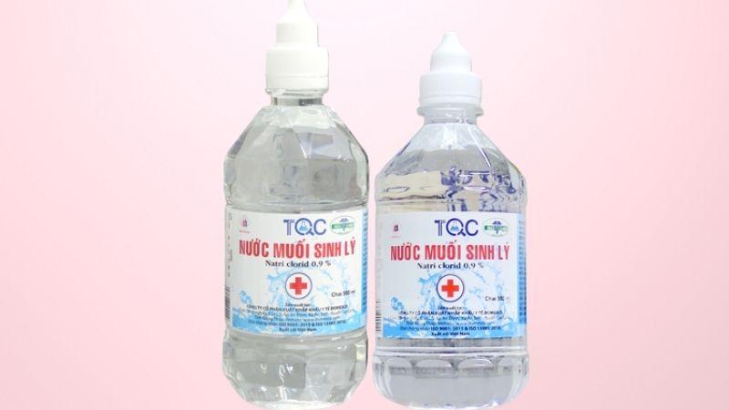 Nước muối sinh lý: Công dụng bất ngờ và những lưu ý khi sử dụng đúng cách