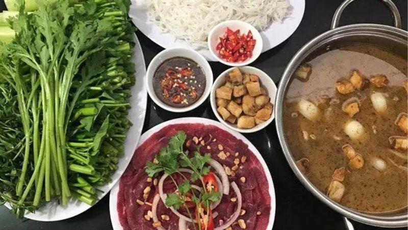 Bí quyết làm lẩu bò nhúng mắm ruốc thơm lừng, đậm đà, tuyệt vời cho bữa cơm gia đình.
