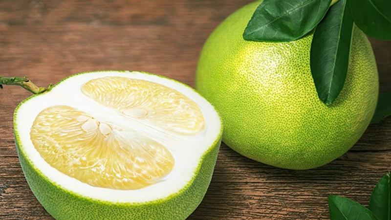 Một quả bưởi chứa bao nhiêu calo? Ăn bưởi có gây tăng cân không?