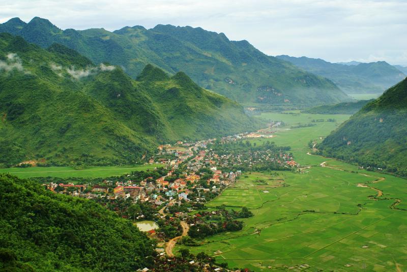 Top 10 điểm đến mê hoặc tại vùng đất Tây Bắc