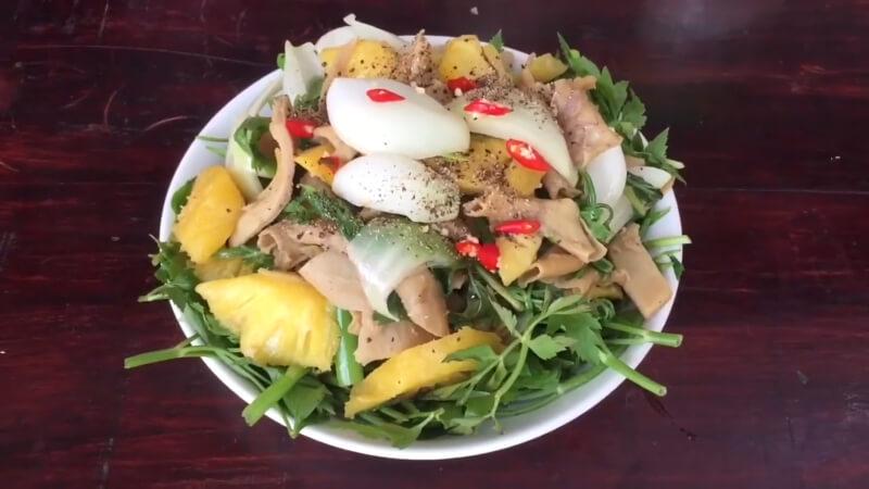 Hướng dẫn làm món lòng bò xào dứa đậm đà, dễ làm, thơm ngon bất ngờ.