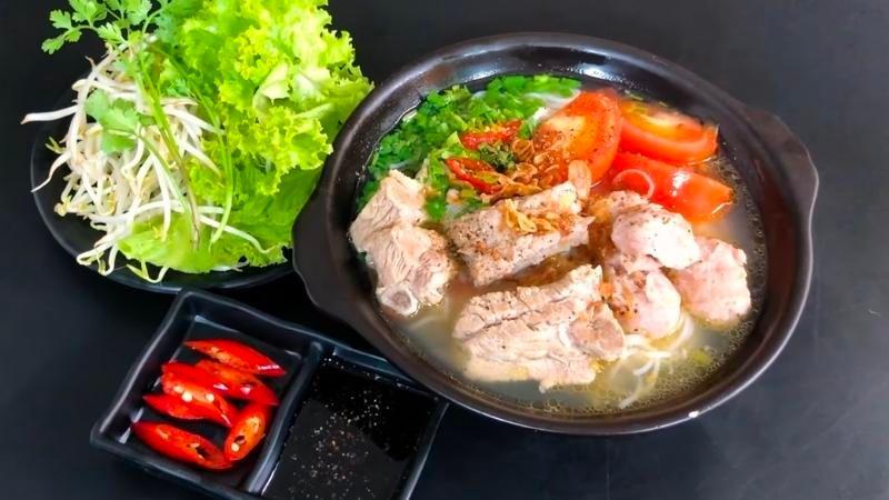 Khám phá 9 món ăn thơm ngon, hấp dẫn được chế biến từ sườn già heo