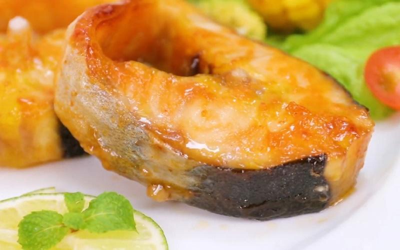 Khám phá 5 công thức cá tầm nướng thơm ngon, dễ thực hiện ngay tại nhà, mang đến hương vị tuyệt vời
