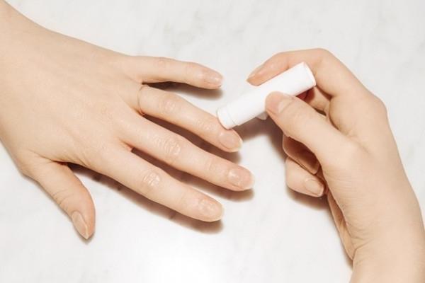 Khám Phá 11 Công Dụng Đặc Biệt Của Thỏi Son Dưỡng Môi
