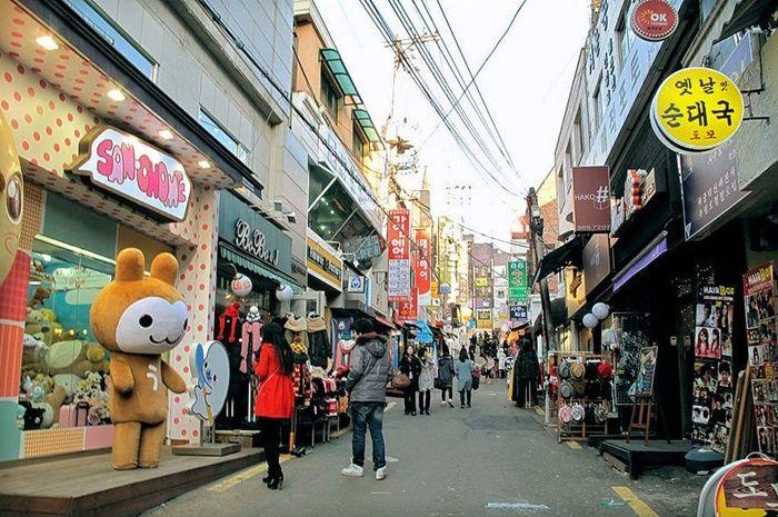 Top 5 Thiên Đường Mua Sắm Không Thể Bỏ Lỡ Khi Du Lịch Hàn Quốc