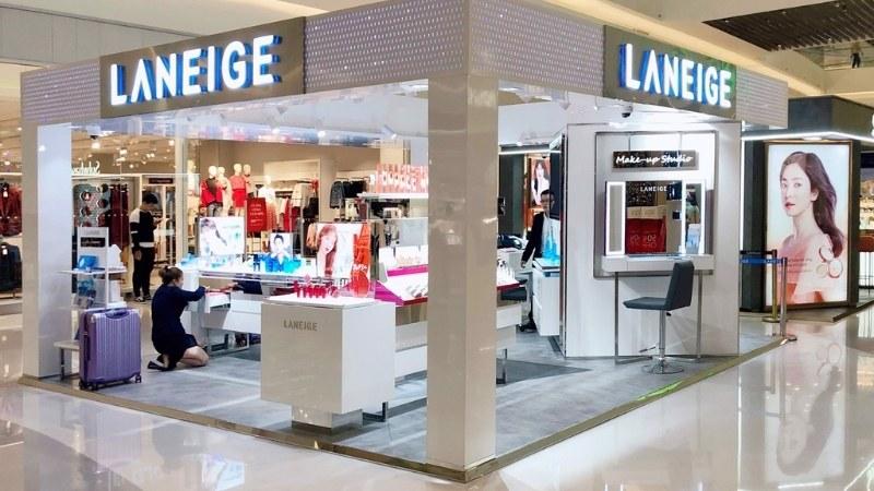 Khám phá 5 serum Laneige giúp dưỡng da mịn màng, căng bóng, được các chuyên gia làm đẹp đánh giá cao.