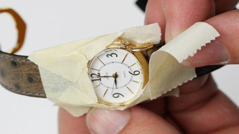 5 giải pháp xử lý khi đồng hồ đeo tay bị ngấm nước