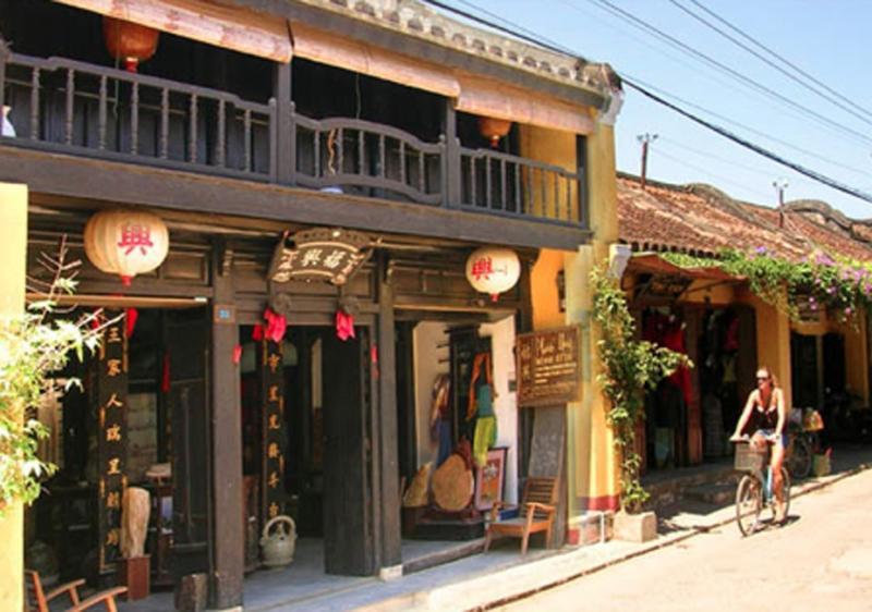 Top 10 Địa điểm mua sắm nổi bật ở Hội An