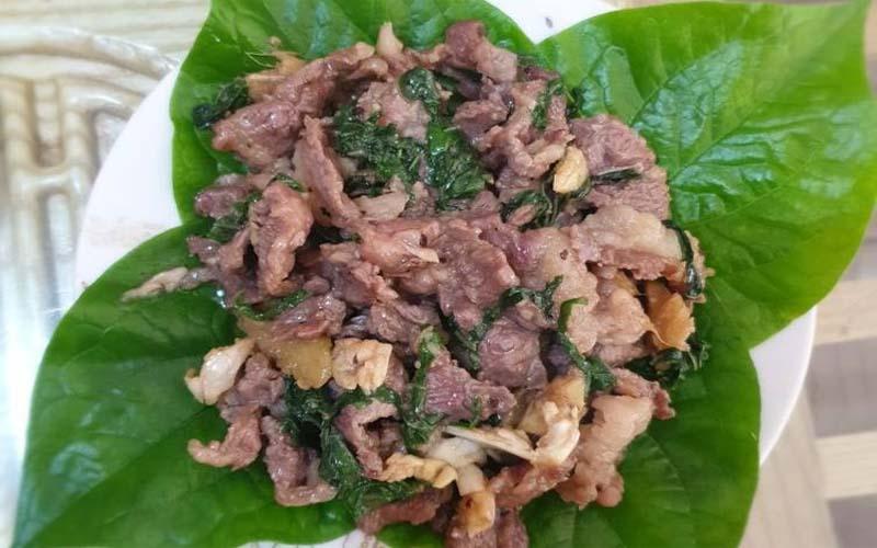 Hướng dẫn cách chế biến món thịt trâu xào lá lốt thơm ngon, đơn giản mà lại đầy hấp dẫn.