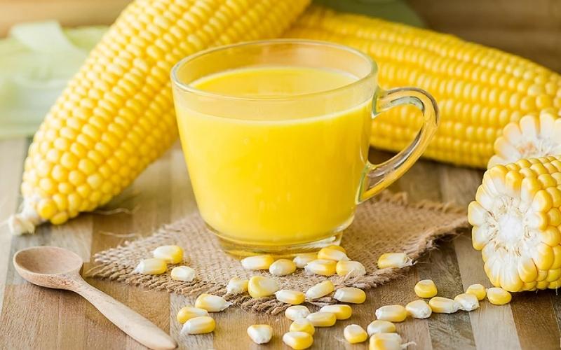Hướng dẫn cách chế biến sữa ngô thơm ngon, mịn màng bằng máy ép chậm ngay tại nhà, dễ làm mà lại cực kỳ hấp dẫn.