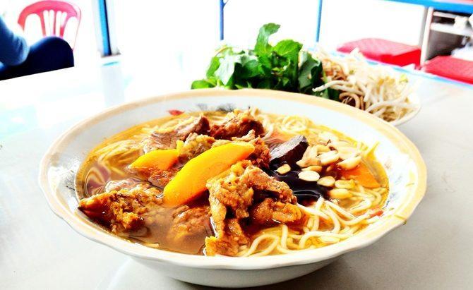 Top 10 món ngon nhất định phải thử khi ghé thăm Phan Thiết