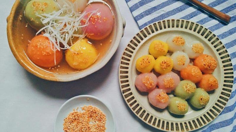 Mâm cỗ cúng Tết Hàn thực gồm những món gì? Tìm hiểu ngay để chuẩn bị một mâm cỗ đầy đủ và chuẩn mực cho ngày lễ đặc biệt này.