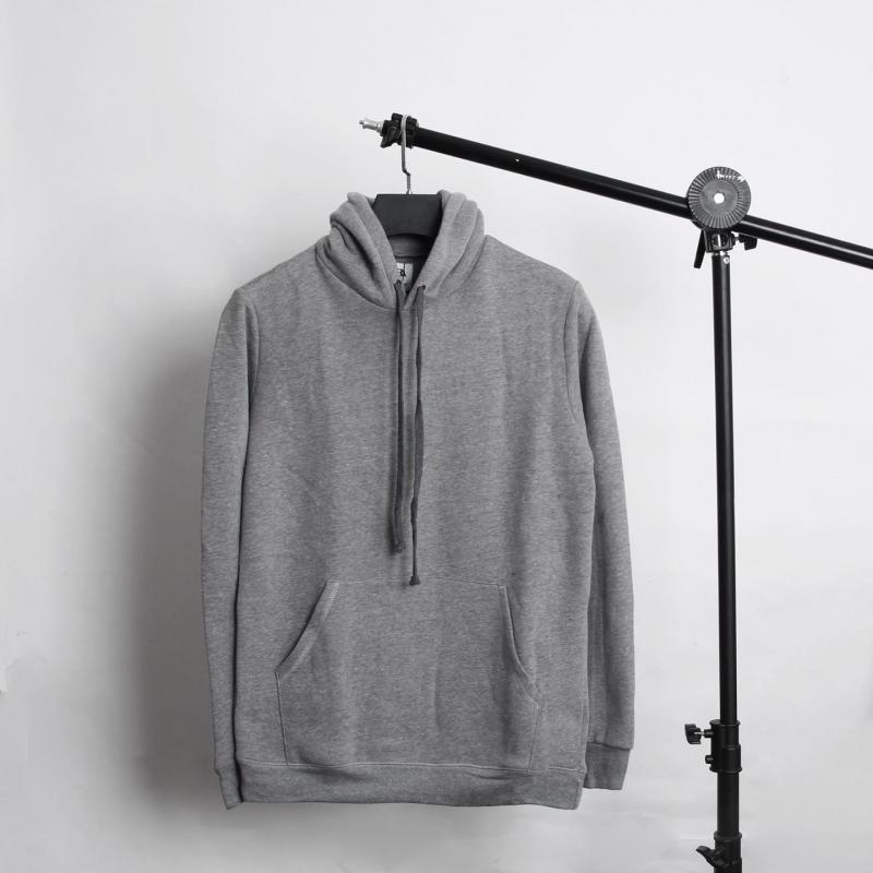 Top 5 cửa hàng bán hoodie đẹp nhất tại phố Hoàng Cầu, Hà Nội