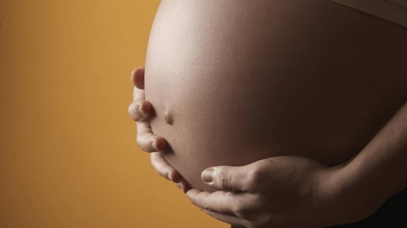 Cách phân biệt giữa chuyển dạ thật và giả: Dấu hiệu nào đáng chú ý?