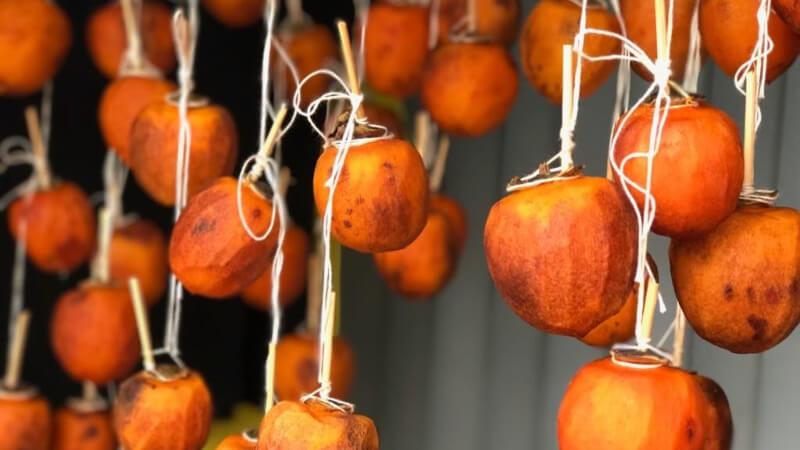 Cách nhận diện hồng treo gió và hồng sấy dẻo đơn giản nhưng hiệu quả nhất