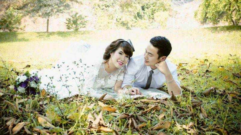Top 18 Cách để duy trì ngọn lửa tình yêu mãi nồng cháy.