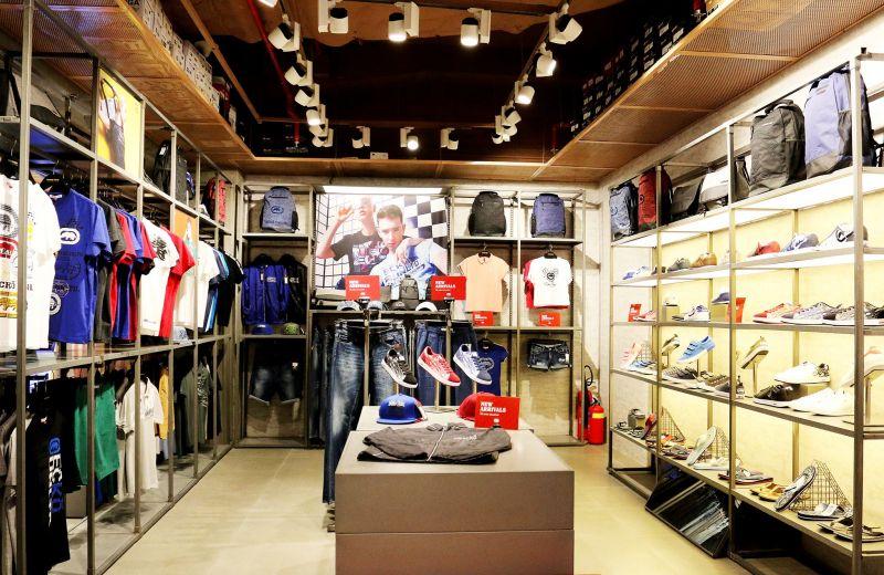 Top 6 cửa hàng giày thể thao nổi bật nhất quận Hai Bà Trưng, Hà Nội