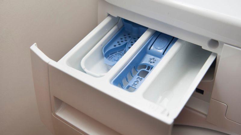 Detergent trong máy giặt là gì? Hướng dẫn cách dùng và vệ sinh đúng chuẩn