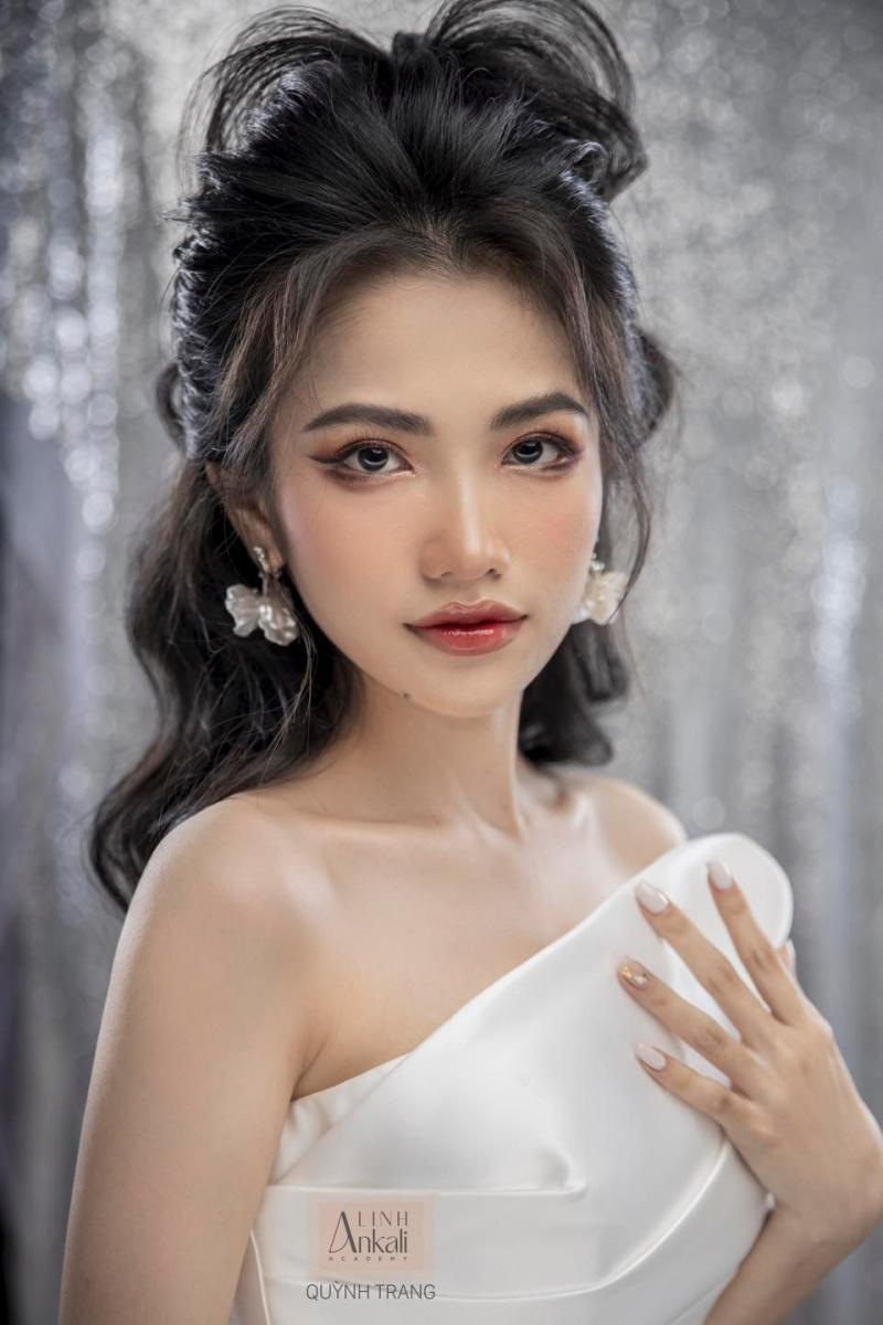 Top 8 Địa điểm đào tạo make up chuyên nghiệp hàng đầu tại TP. Phan Thiết, Bình Thuận