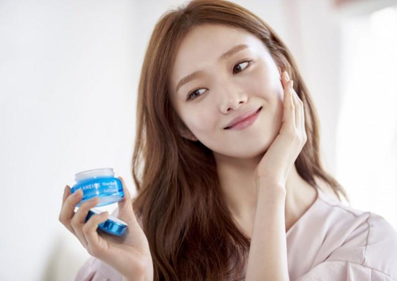 Tổng hợp đầy đủ những kiến thức quan trọng về kem dưỡng da dành cho bạn